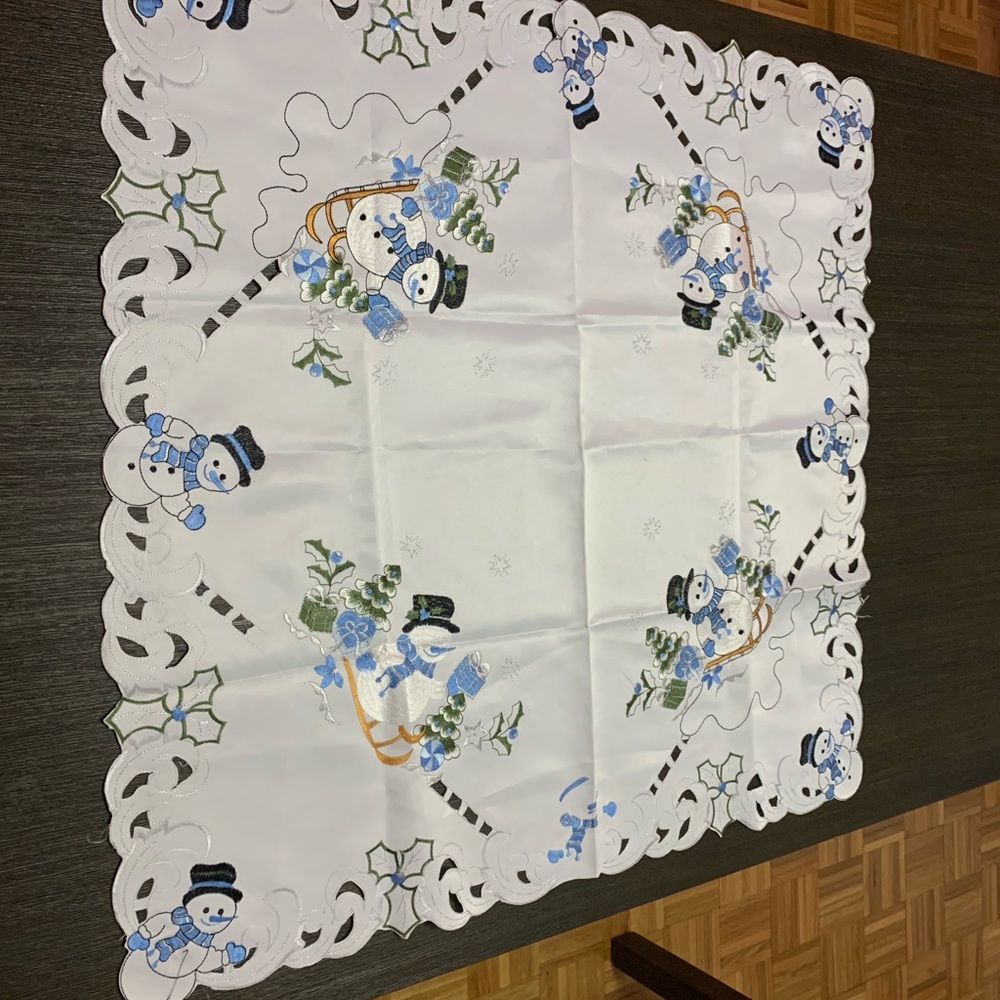 Square table cover - Picture 4 of 4